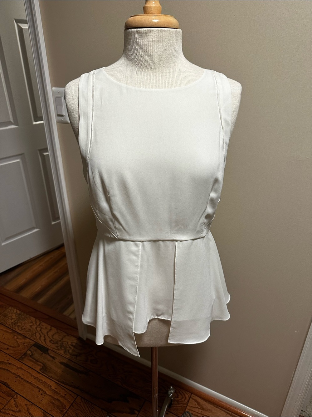 Elizabeth and James White Sleeveless Peplum Camisole